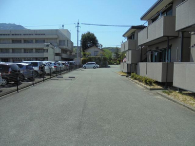 【駐車場】 | コーポSHINDEN B