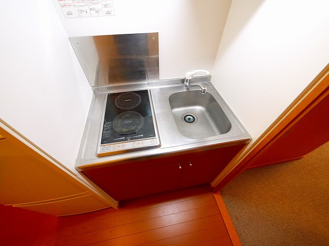 レオパレスバンビーノのキッチン|きれいなキッチンです