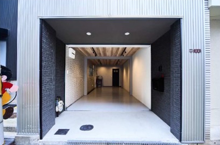 大阪市天王寺区　ガレージハウス