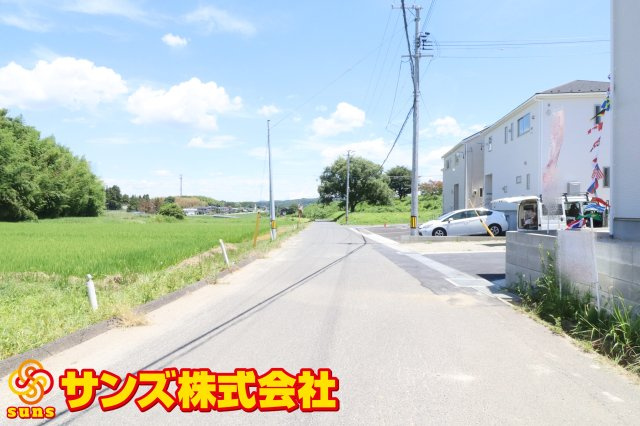 本宮市青田字中森　　　7号棟　　　五百川小学校、本宮第２中学区の前面道路含む現地写真|北側前面道路
