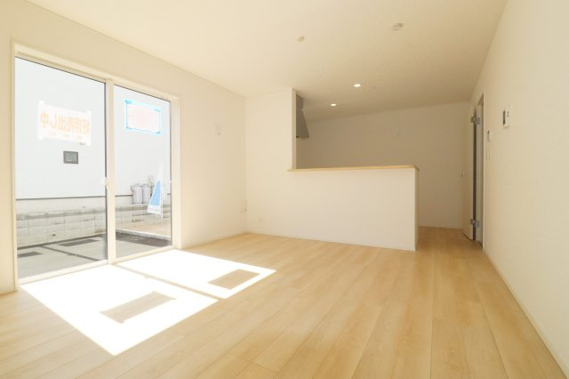 本宮市青田字中森　　　7号棟　　　五百川小学校、本宮第２中学区の居間・リビング