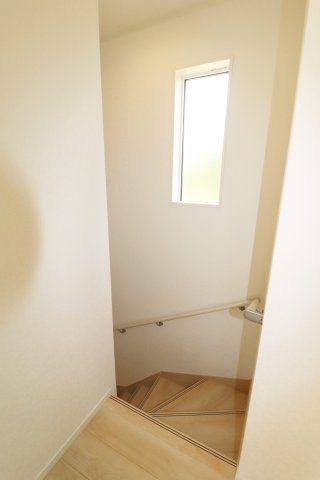 本宮市青田字中森　　　7号棟　　　五百川小学校、本宮第２中学区の内装