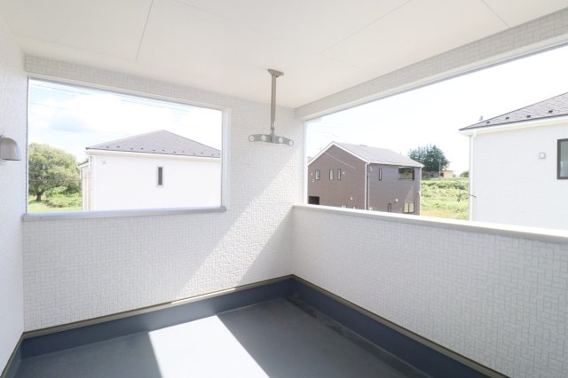 本宮市青田字中森　　　7号棟　　　五百川小学校、本宮第２中学区のバルコニー