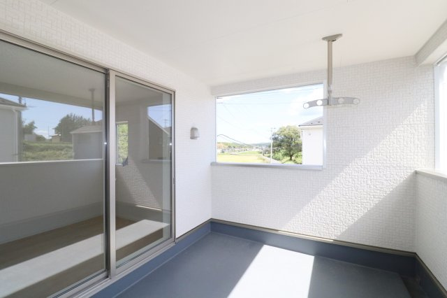 本宮市青田字中森　　　7号棟　　　五百川小学校、本宮第２中学区のバルコニー