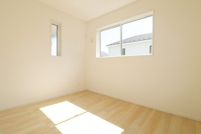 本宮市青田字中森　　　7号棟　　　五百川小学校、本宮第２中学区の洋室