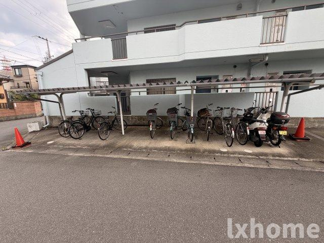 ハイツサニーサイドのエントランス