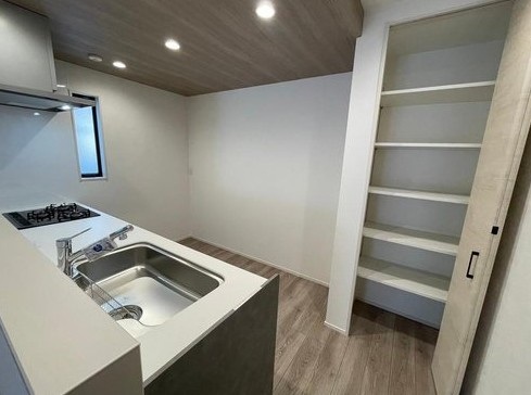 堺市西区鳳中町８丁の新築一戸建のキッチン