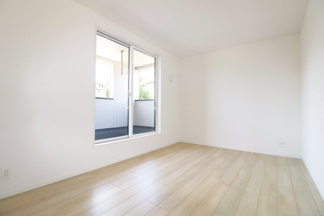 本宮市青田字中森　　　8号棟　　　五百川小学校、本宮第２中学区の洋室