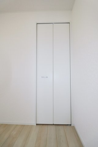 本宮市青田字中森　　　8号棟　　　五百川小学校、本宮第２中学区の収納