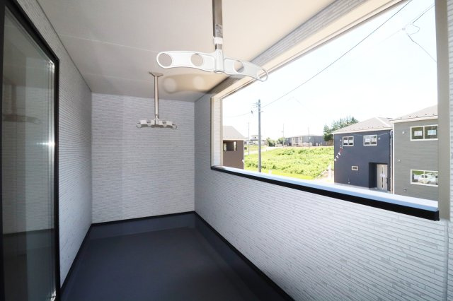 本宮市青田字中森　　　8号棟　　　五百川小学校、本宮第２中学区のバルコニー