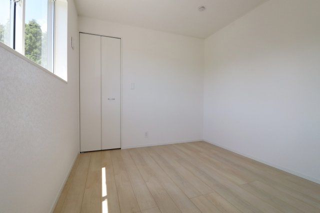 本宮市青田字中森　　　8号棟　　　五百川小学校、本宮第２中学区の洋室