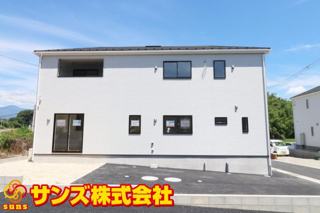 本宮市青田字中森　　　8号棟　　　五百川小学校、本宮第２中学区の前面道路含む現地写真|北側前面道路