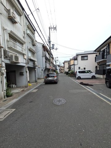 北巣本町　中古一戸建ての前面道路含む現地写真|■物件内覧・資金計画相談・住宅ローン相談、リフォーム相談、お問合せ受付中■
※当日・翌日のご内覧、ご相談はお電話でのお問合せがスムーズです！