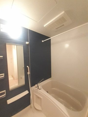 【浴室】 | ＬｉｎｏコートⅠ | 落ち着いた空間のお風呂です