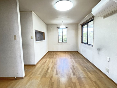 【居間・リビング】 | 鈴鹿市庄野東１丁目