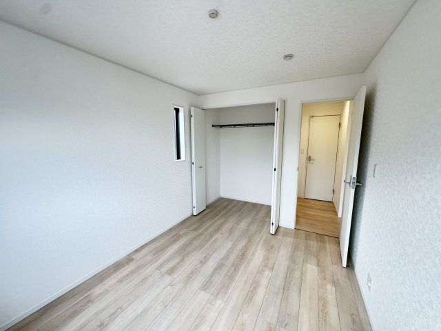 クレイドルガーデン前橋市茂木町第４　１号棟の収納|2階洋室②収納です