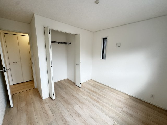 クレイドルガーデン前橋市茂木町第４　１号棟の収納|2階洋室③収納です