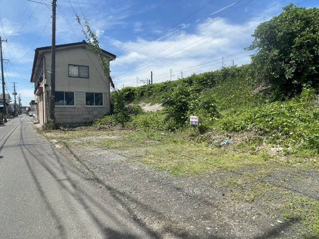 福島市南町　土地の前面道路含む現地写真