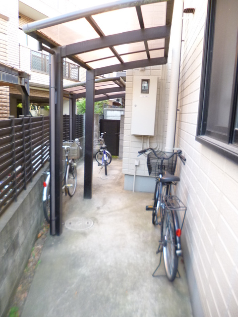 シェルム経堂のその他共用部分|敷地内駐輪場