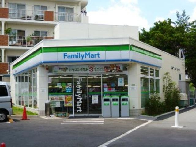シェルム経堂のその他|ファミリーマート宮坂三丁目店