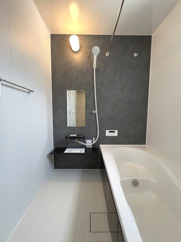 碧南市沢渡町　新築分譲　5号棟の浴室