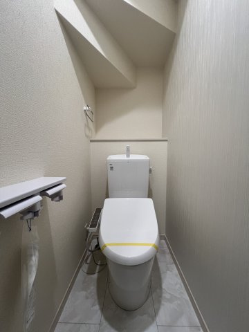 碧南市沢渡町　新築分譲　5号棟のトイレ|１階トイレ