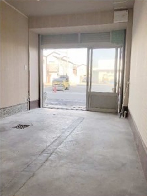 寝屋川ガレージハウスの内装