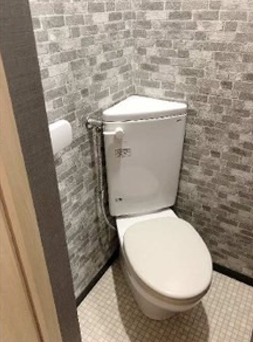 寝屋川ガレージハウスのトイレ