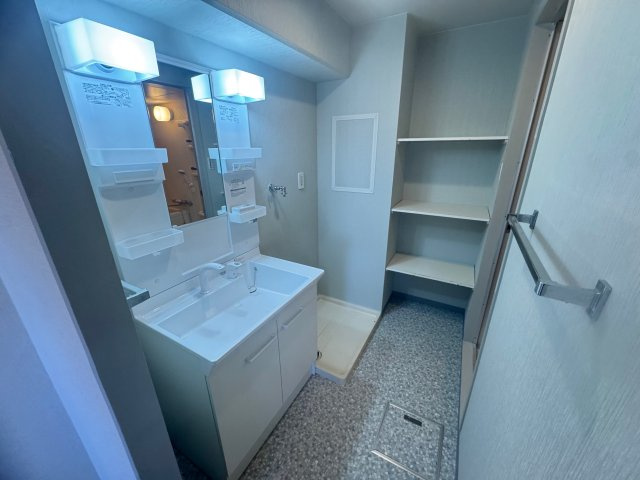 ヌーヴェルシャトーのその他