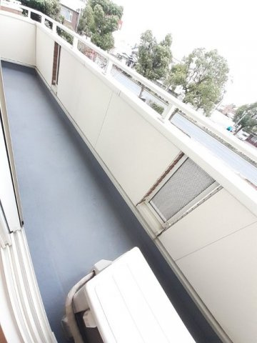 メゾン・セレーノのバルコニー