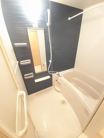 メゾン・セレーノの浴室