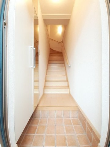 メゾン・セレーノの玄関