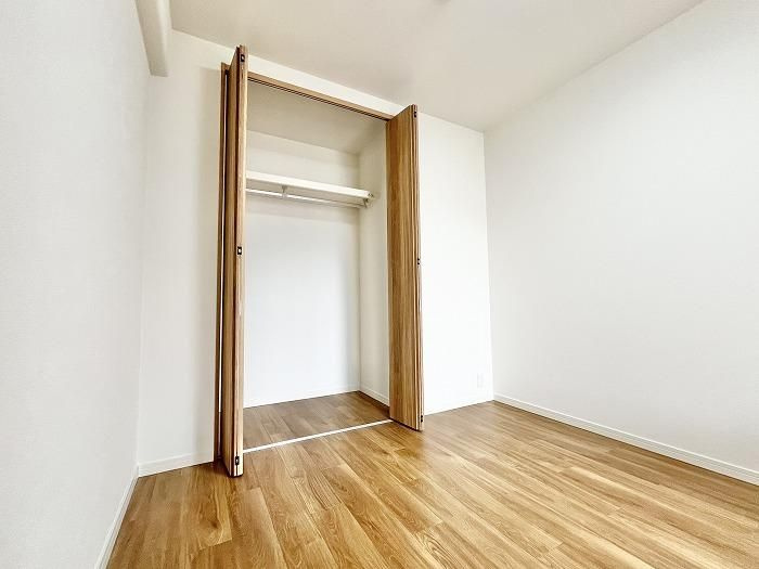 日野市南平４丁目の中古マンションの収納