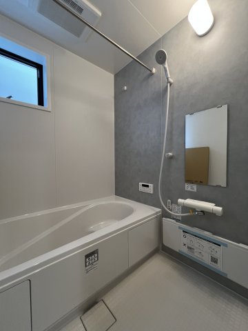 碧南市沢渡町　新築分譲　4号棟の浴室