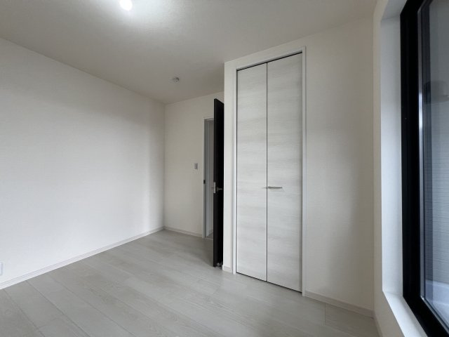 碧南市沢渡町　新築分譲　4号棟の洋室|5.56帖洋室