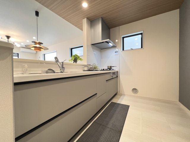 碧南市沢渡町　新築分譲　4号棟のキッチン|カウンターキッチン