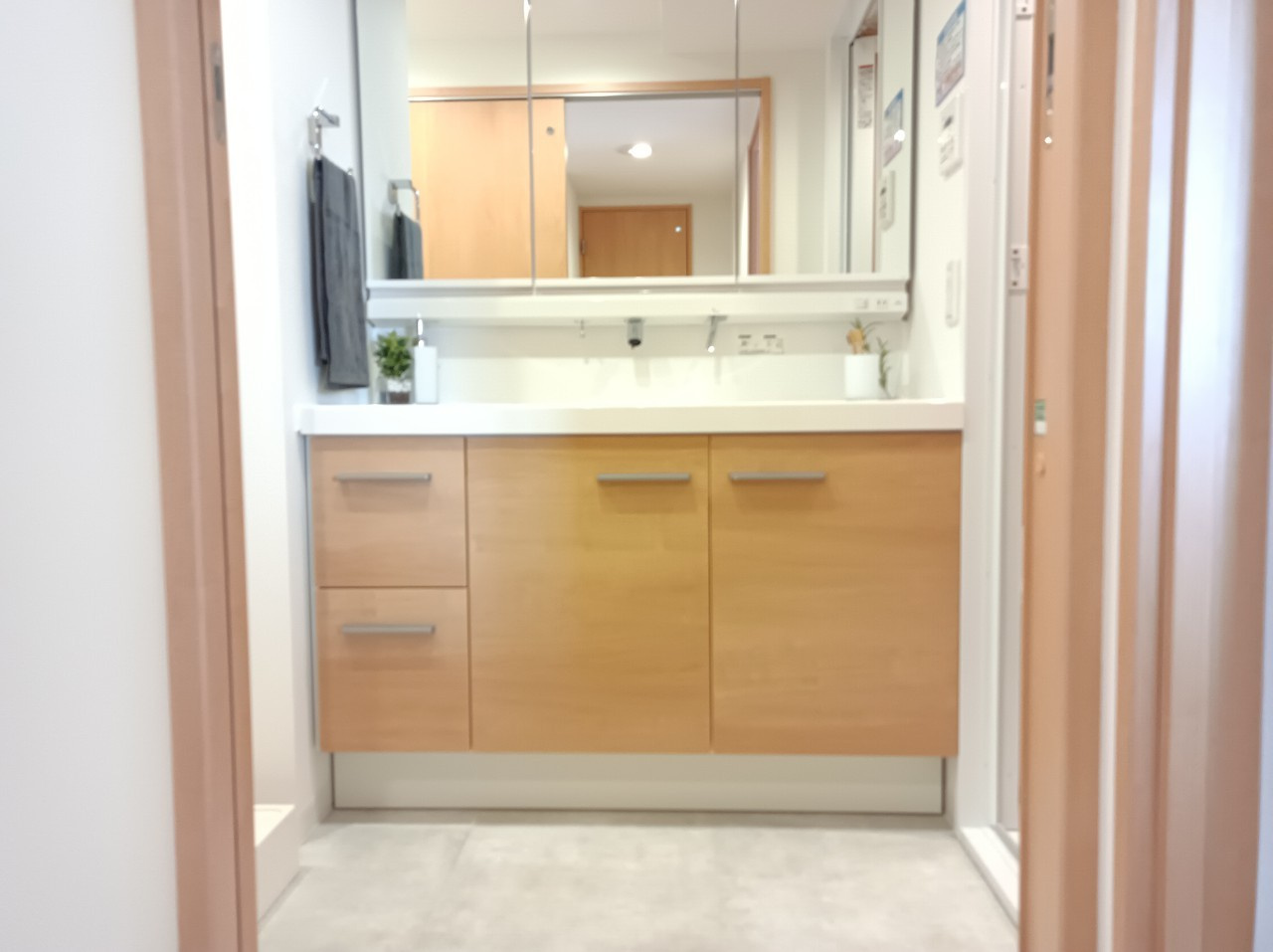 東急クリエール川口戸塚の独立洗面台