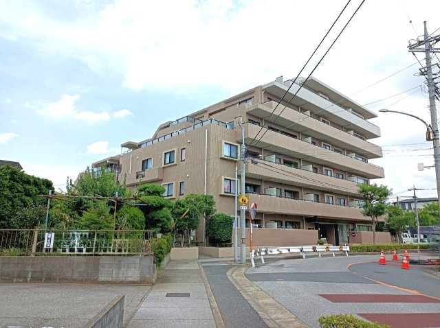 東急クリエール川口戸塚の外観