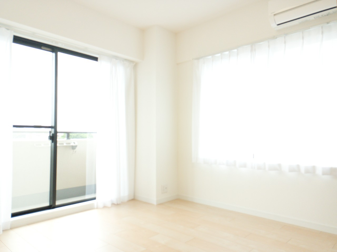 東急クリエール川口戸塚の洋室