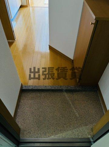 仲介手数料0！！アーバンフラッツ新栄の玄関