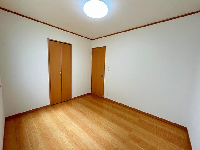 名古屋市守山区脇田町の洋室