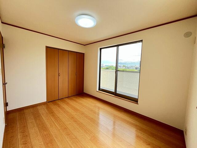 名古屋市守山区脇田町の洋室