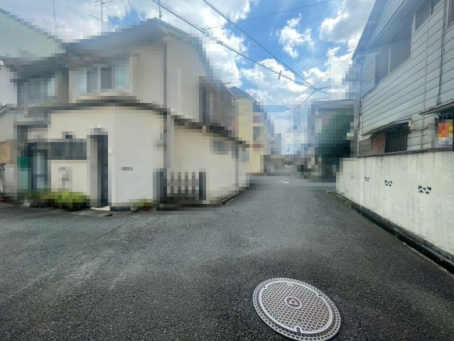 【価格改定】向日市寺戸町渋川の前面道路含む現地写真|前道：幅員約4.0ｍ
