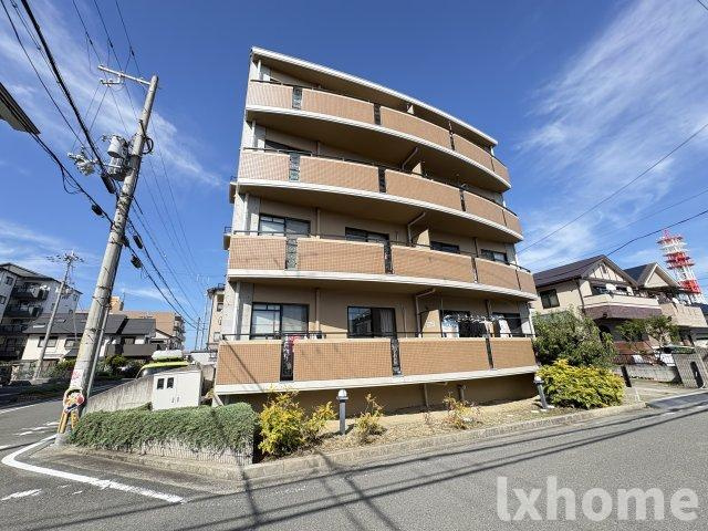 スペンドカームリーのエントランス|建物の内部です