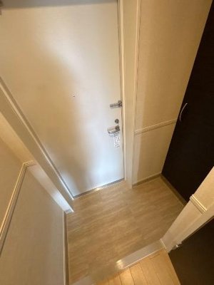 【玄関】 | グレイスコート | 玄関