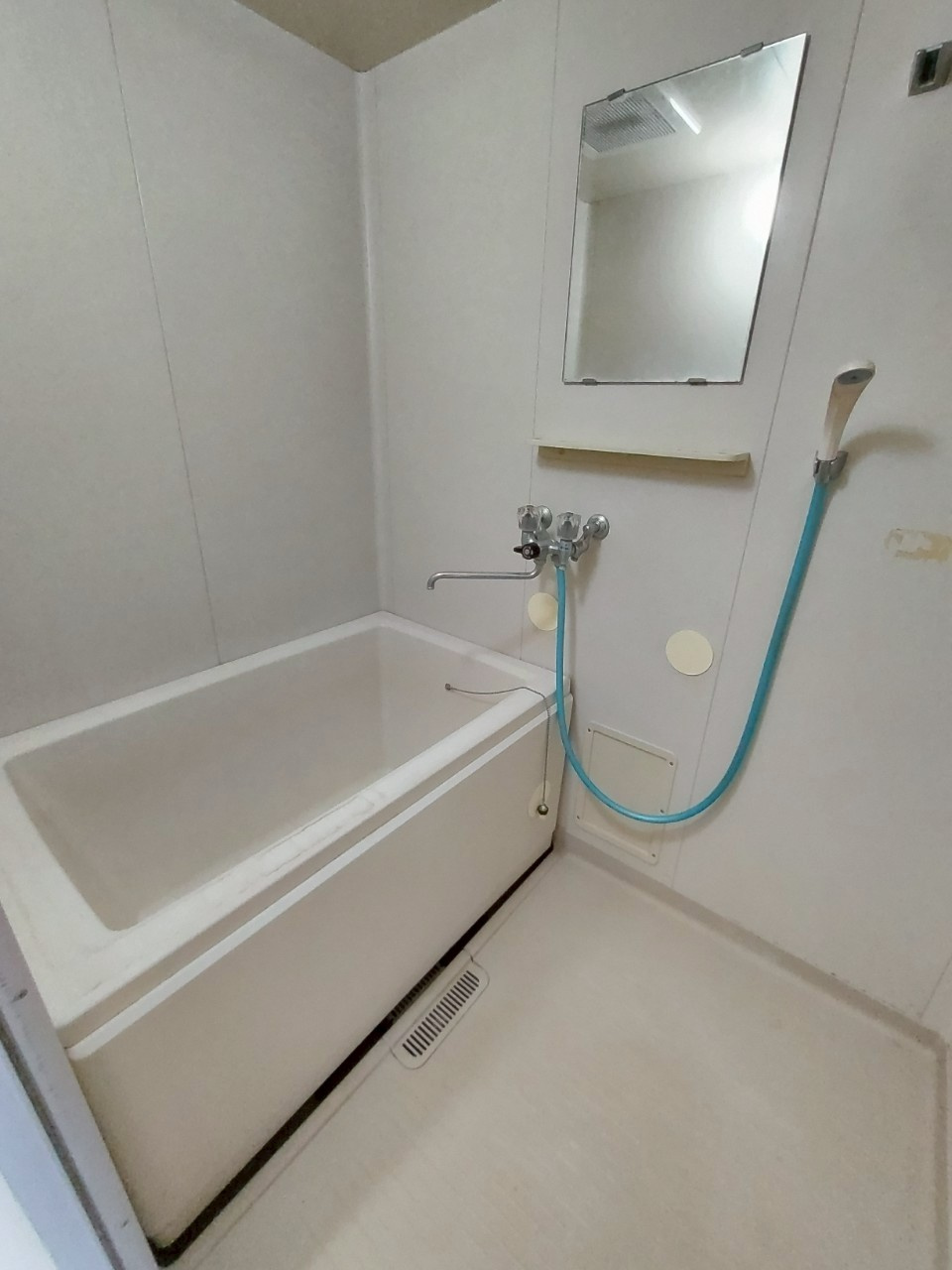 富士マンション若竹　403号室の浴室