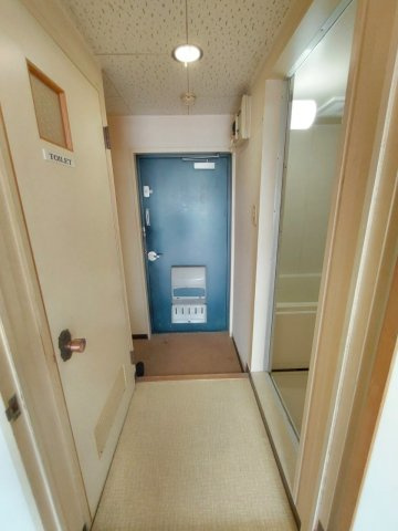 富士マンション若竹　403号室の玄関