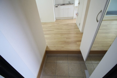 【玄関】 | フィオーレ鷹取町