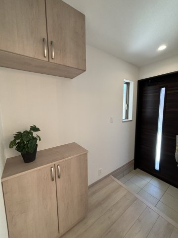 神戸市垂水区桃山台6丁目の玄関