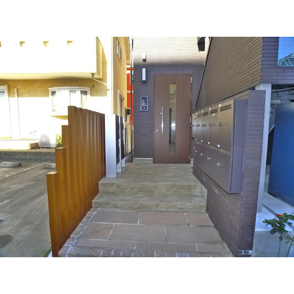 ハルホ・奏の杜・イーストのエントランス